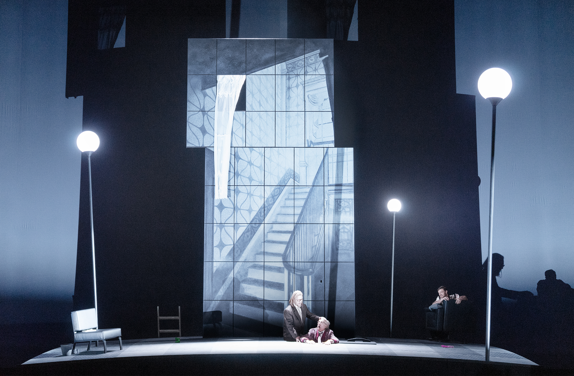 Klaus Grünberg, set and light design for Il barbiere di Siviglia (Gioachino Rossini), Hamburgische Staatsoper, 2026