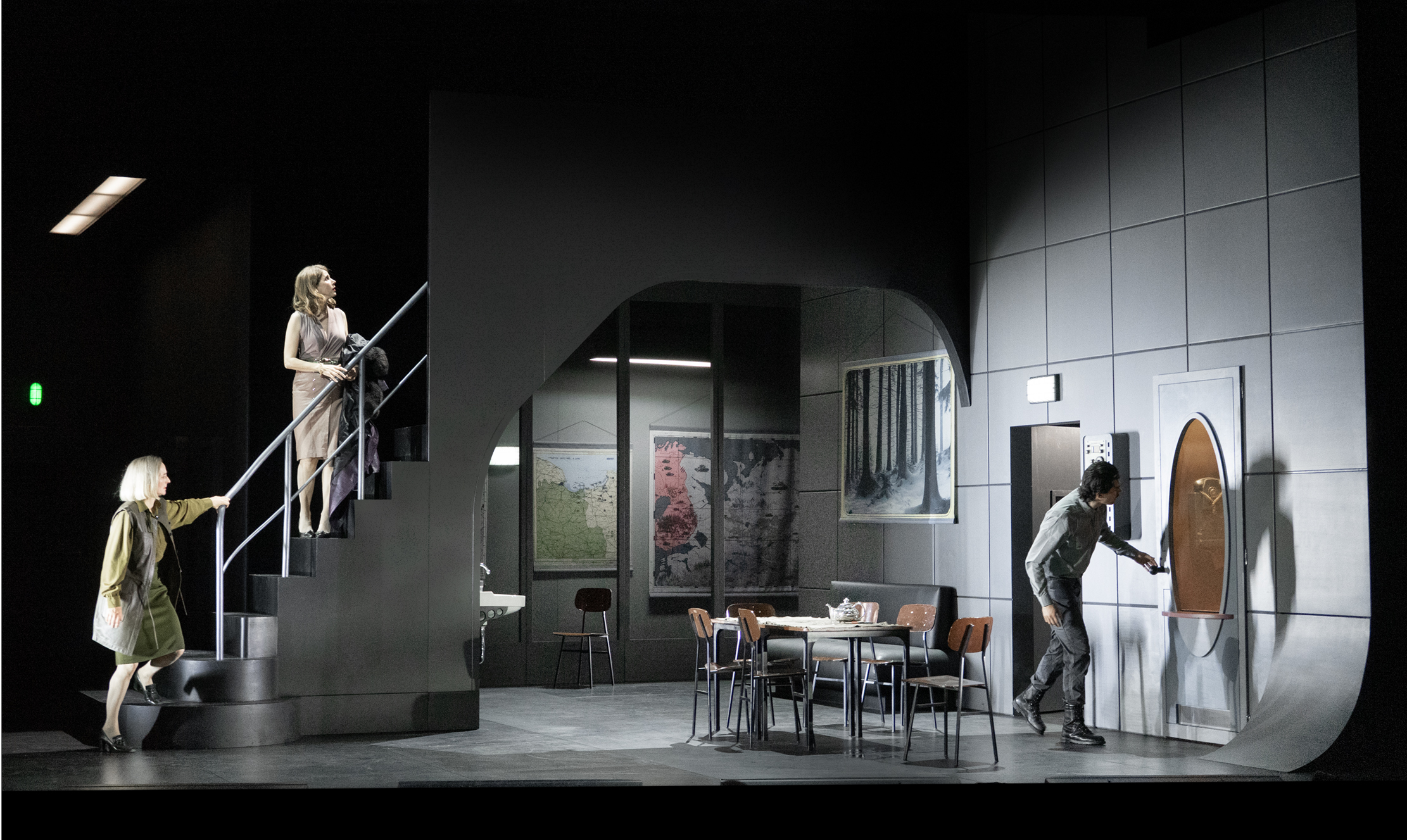 Klaus Grünberg, set design for Drei Schwestern (Tschechow), Berliner Ensemble, 2026
