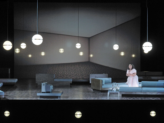 Klaus Grünberg, set and light design for AIDA, Opernhaus Zürich, 2014