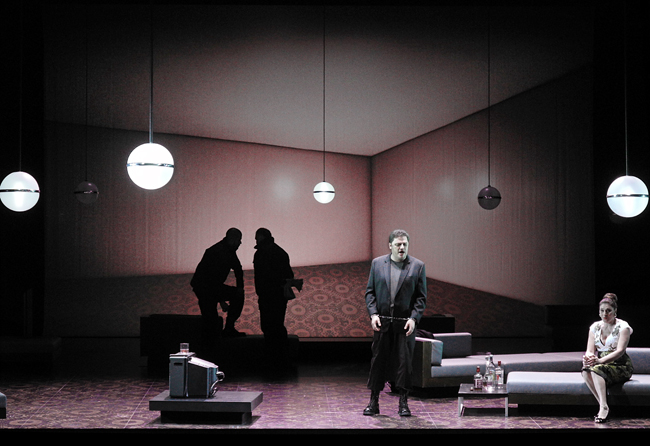 Klaus Grünberg, set and light design for AIDA, Opernhaus Zürich, 2014