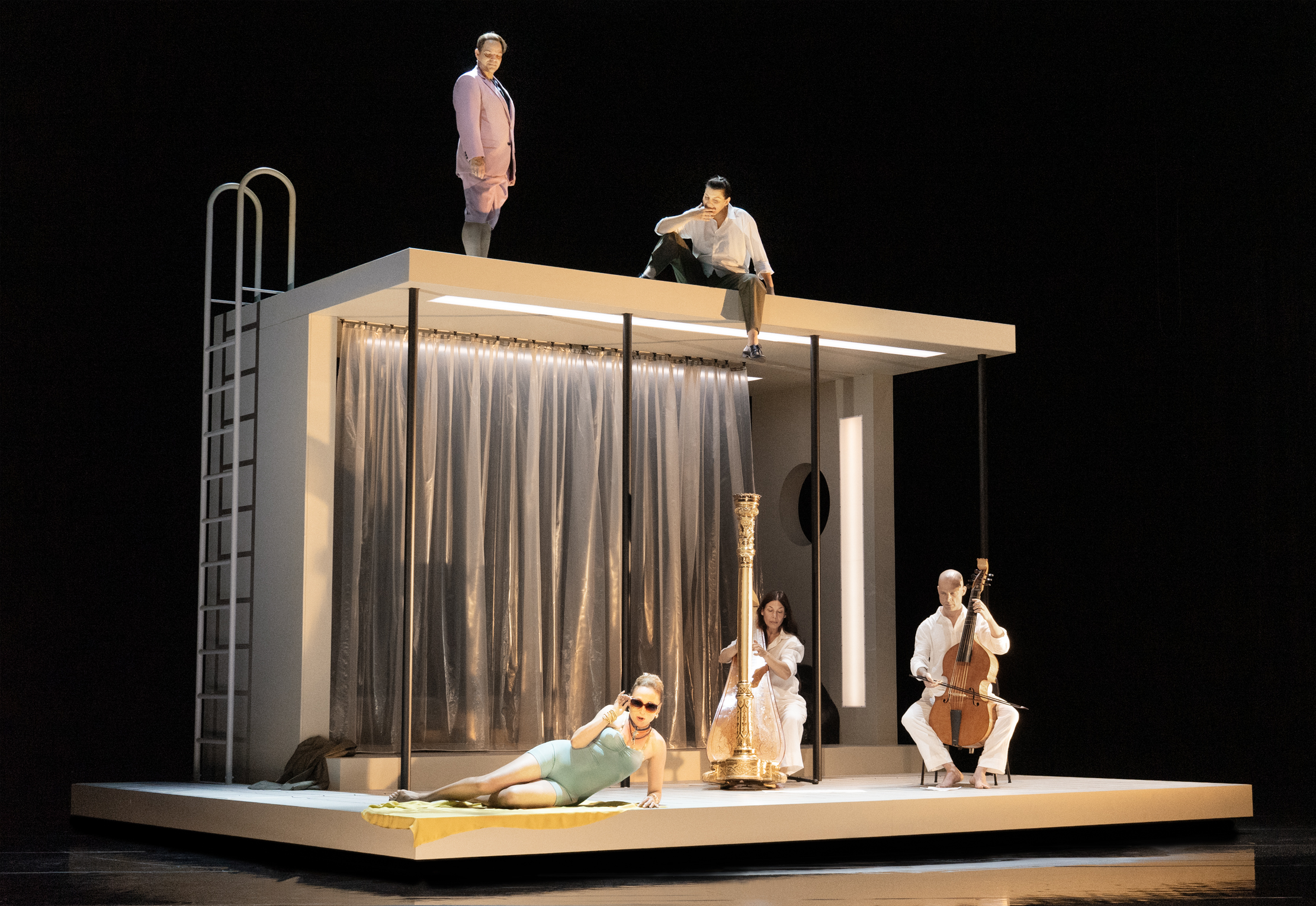 Klaus Grünberg, set and light design for Giulio Cesare in Egitto (Händel), Nationaltheater Mannheim, 2025