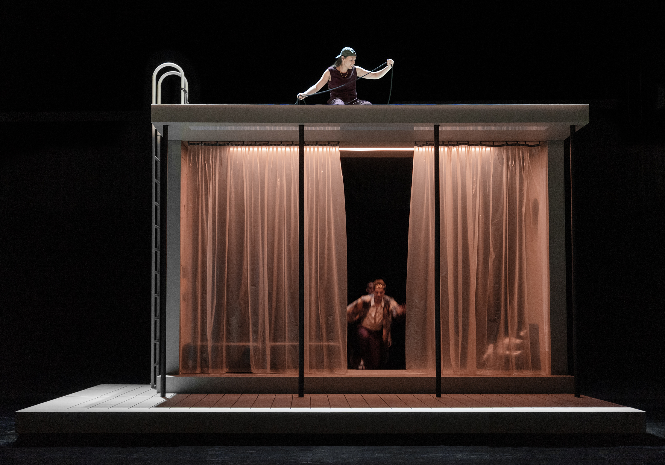 Klaus Grünberg, set and light design for Giulio Cesare in Egitto (Händel), Nationaltheater Mannheim, 2025