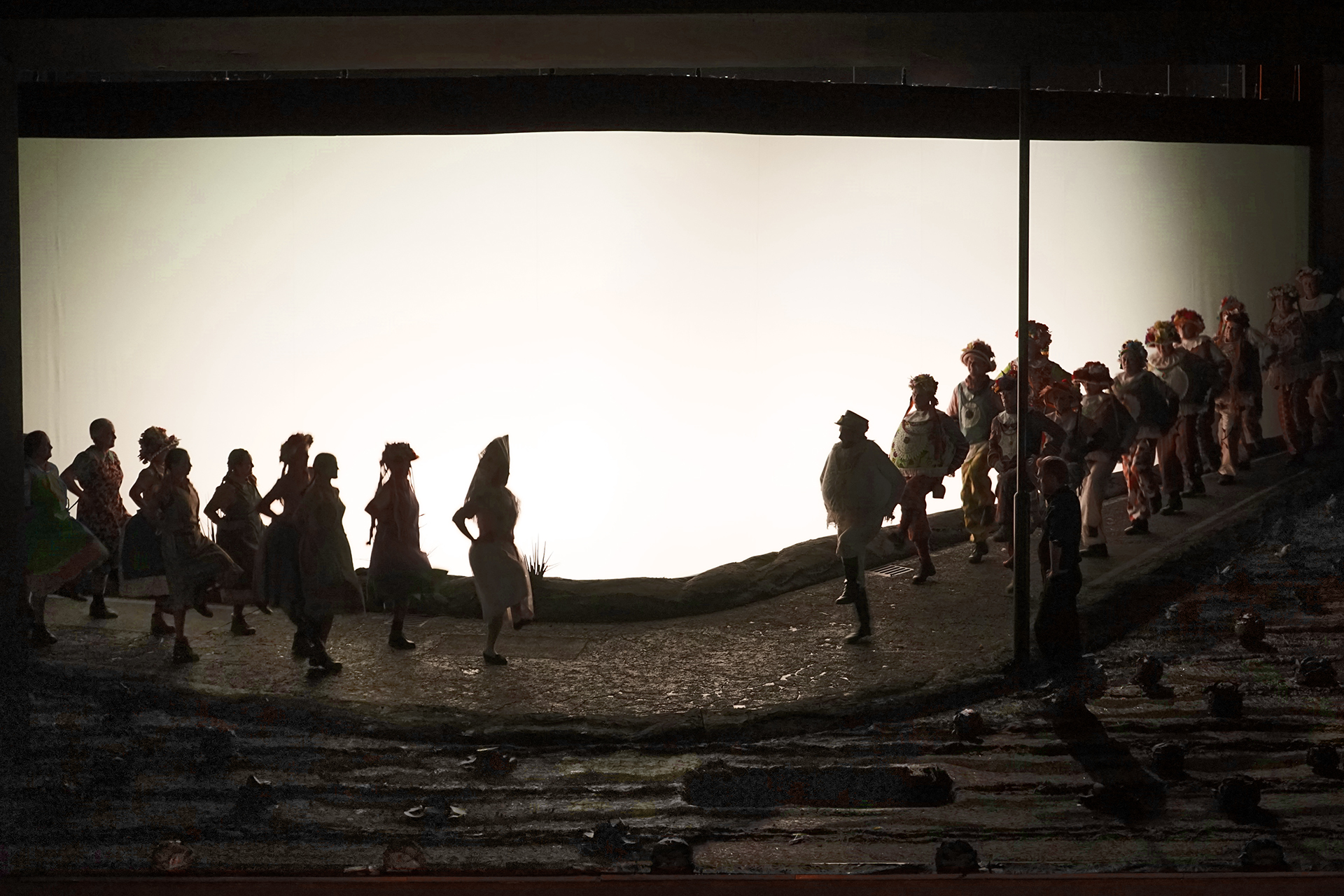 Klaus Grünberg, set and light design for Don Giovanni (Mozart), Theater Bremen, 2019