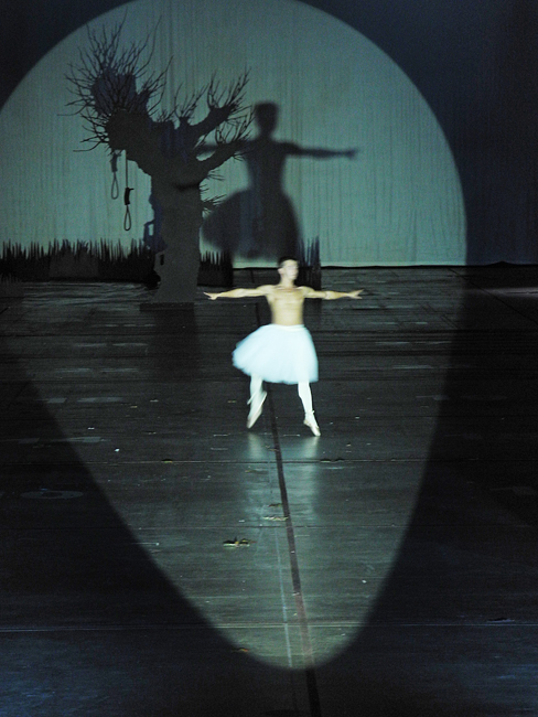 europeras 1 & 2, set design and light by Klaus Grünberg, Ruhrtriennale