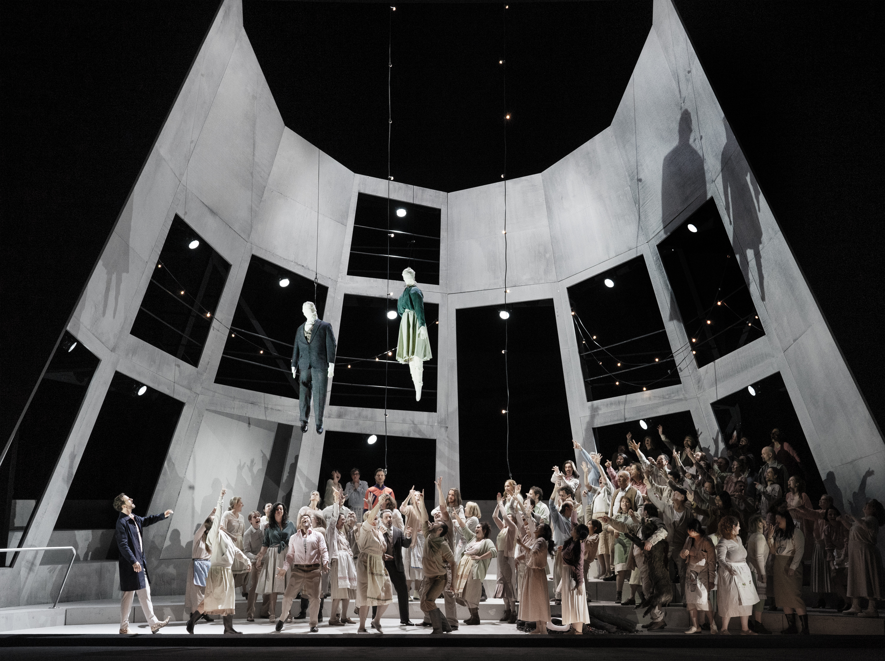Klaus Grünberg, set and light design for La Juive (Halévy), Oper Frankfurt, 2024