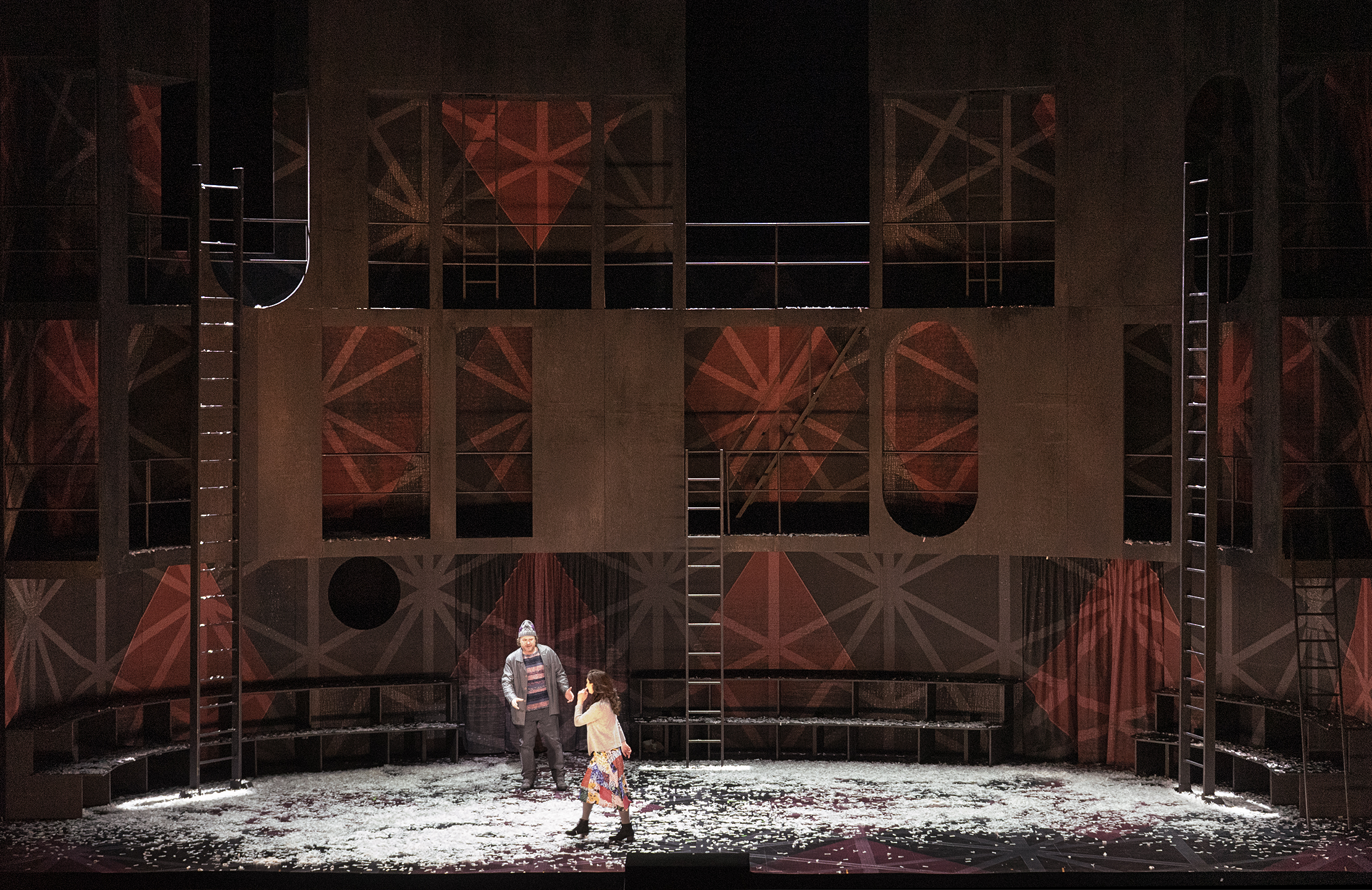 Klaus Grünberg, set and light design for Die Nacht vor Weihnachten (Rimski-Korsakow), Bayerische Staatsoper, 2025