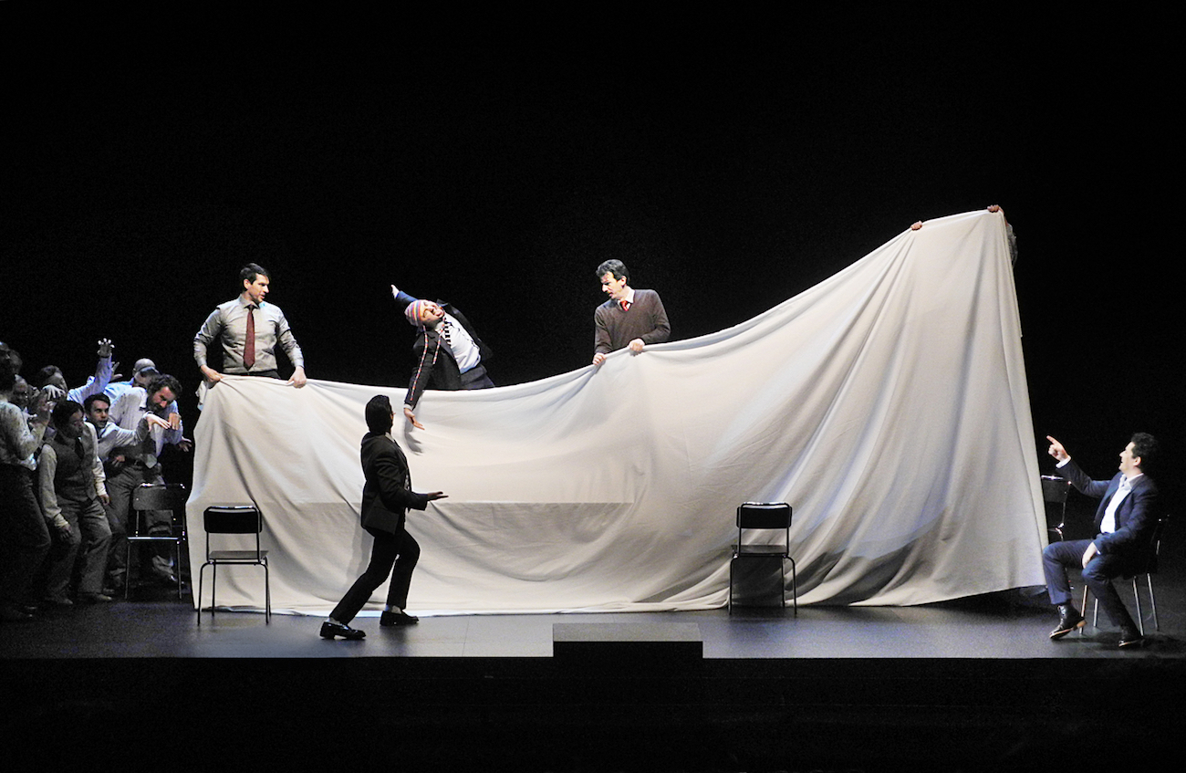 Rigoletto (Giusepppe Verdi), Regie: Tatjana Gürbaca, Bühnenbild und Licht: Klaus Grünberg, Kostüme: Silke Willrett, Opernhaus Zürich, 2013