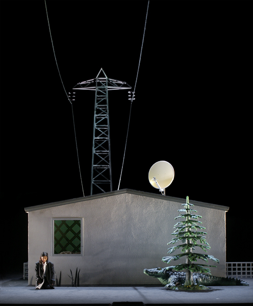 Klaus Grünberg, set and light design for Rigoletto, Opernhaus Graz, 2007