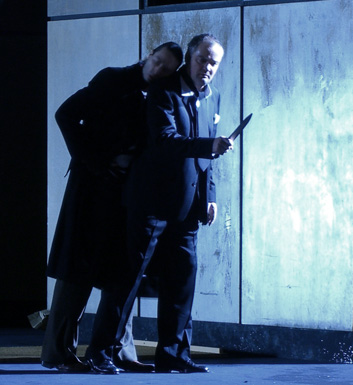 Klaus Grünberg, set and light design for Rigoletto, Opernhaus Graz, 2007