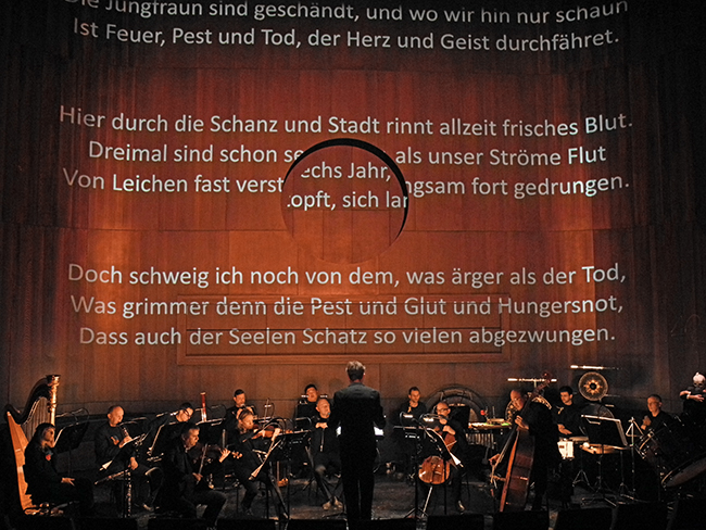 Klaus Grünberg, set and light design for Simplicius Simplicissimus (Hartmann), Theater Bremen, 2017