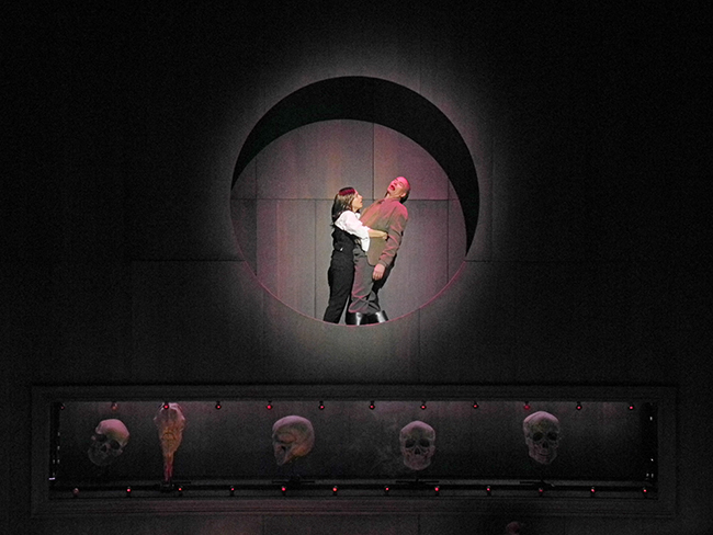 Klaus Grünberg, set and light design for Simplicius Simplicissimus (Hartmann), Theater Bremen, 2017