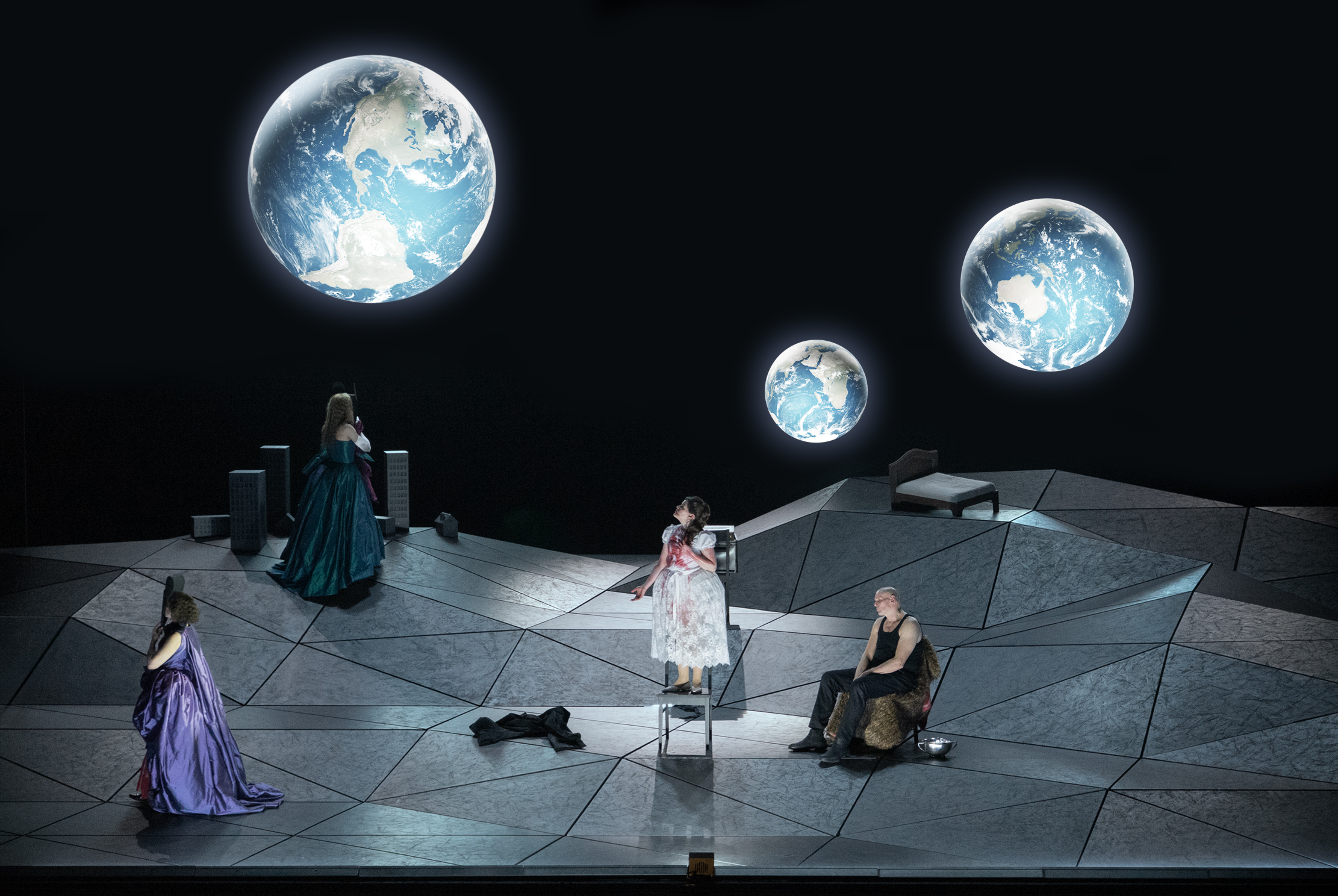Klaus Grünberg, set and light design for Written on Skin (George Benjamin / Martin Crimp), Oper Frankfurt, 2026