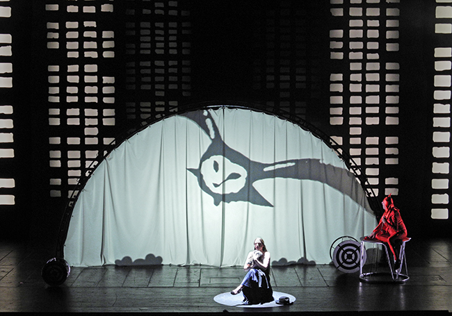 Klaus Grünberg, set and light design, Die Zauberin, Vlaamse Opera, 2011