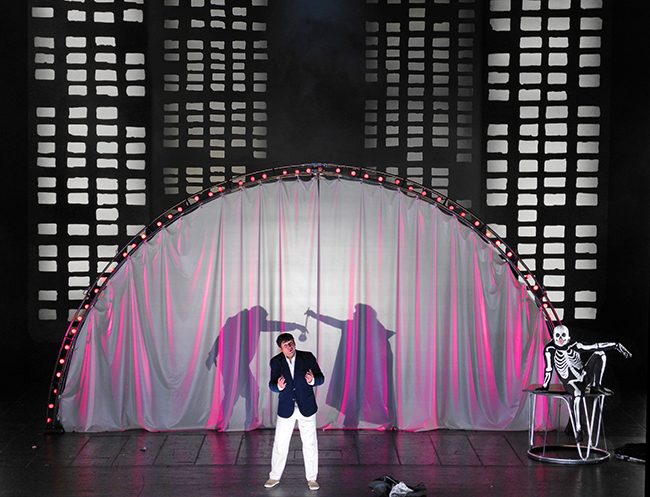 Klaus Grünberg, set and light design, Die Zauberin, Vlaamse Opera, 2011